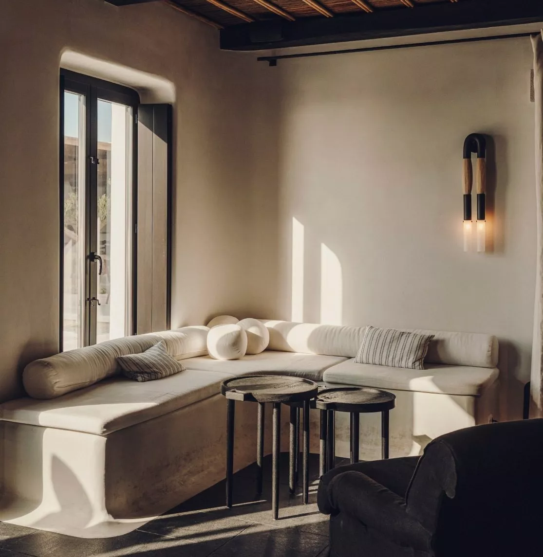 Kalesma-Mykonos-Reception-Lobby-©Salva-Lopez-1.jpg