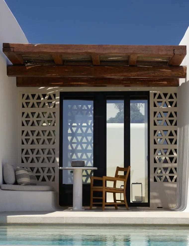 KalesmaMykonos87141-1.jpg